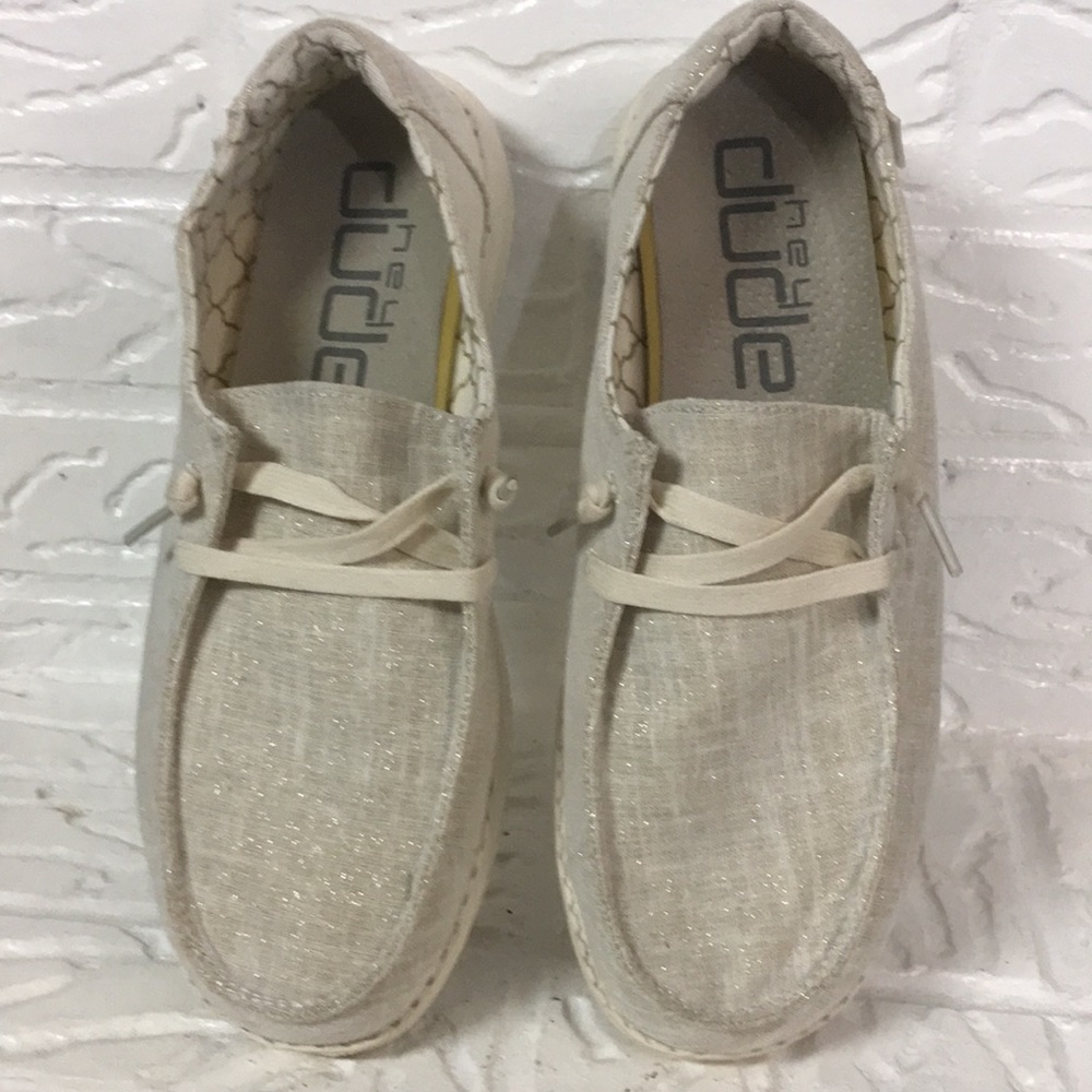 Women’s Hey Dude Shoes Size 7